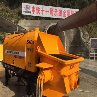 помпа за изливане на бетон